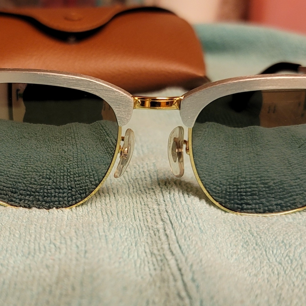 Iconic Ray-Ban Clubmaster